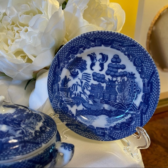 RARE 1950’s SEARS AND ROEBUCK “BLUE WILLOW” LITTLE HOSTESS DISHES FOR PLAYTIME - Picture 9 of 15